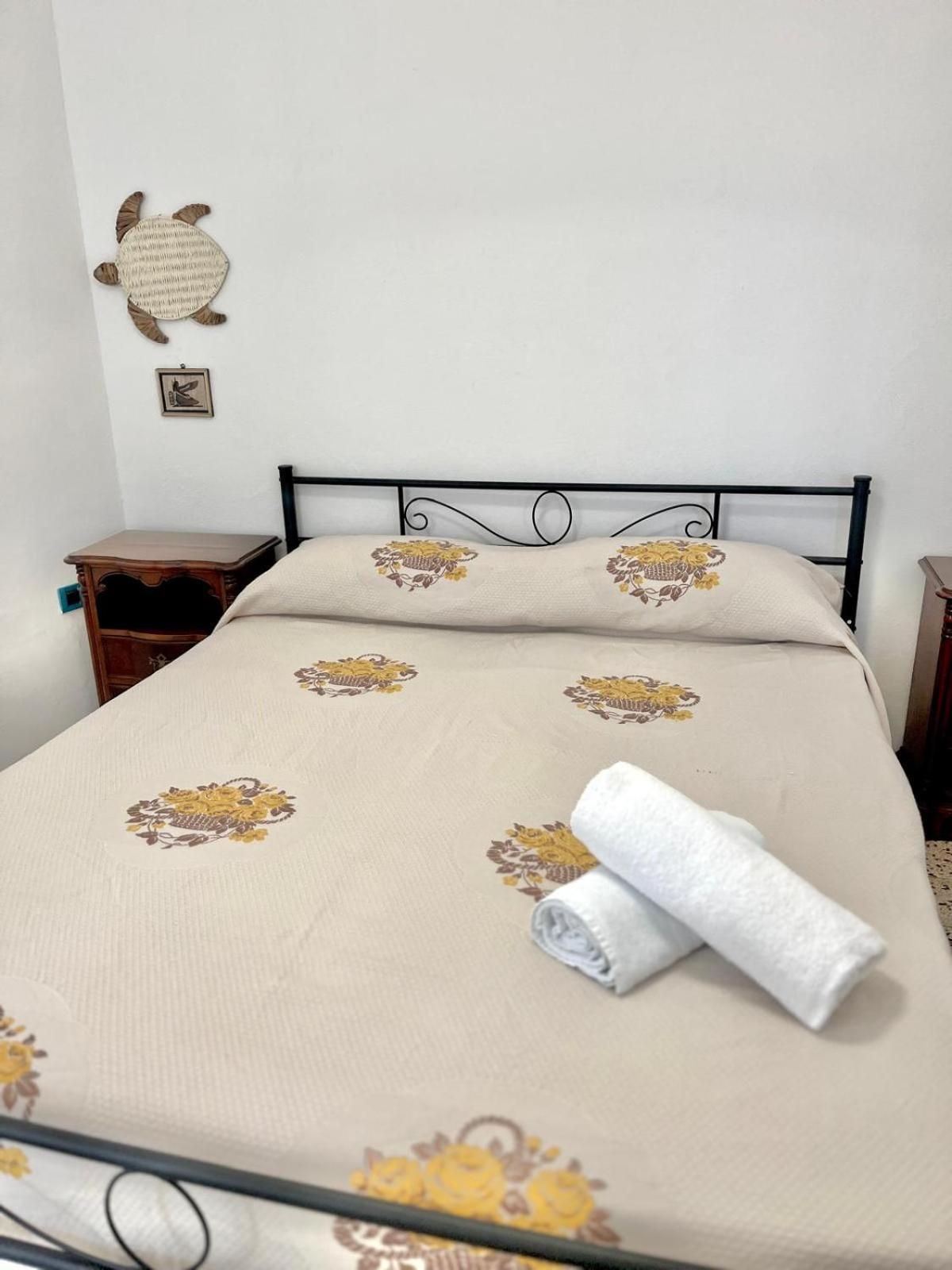 Rooms For Rent Livorno-Center Екстер'єр фото