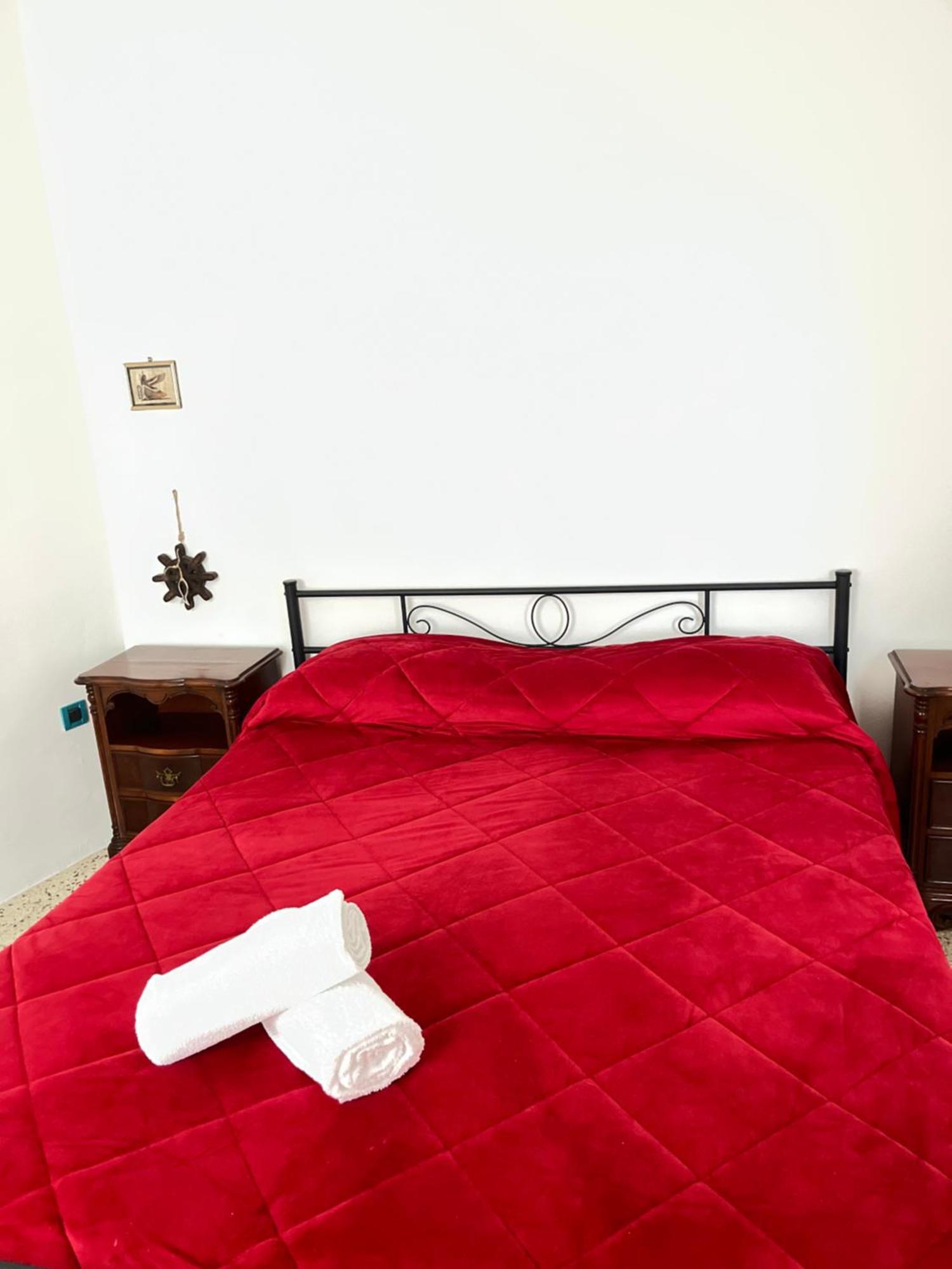 Rooms For Rent Livorno-Center Екстер'єр фото